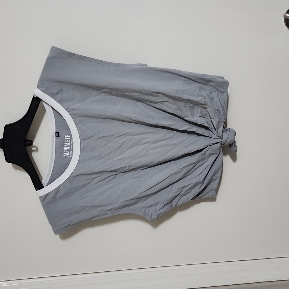 Alphalete crop top